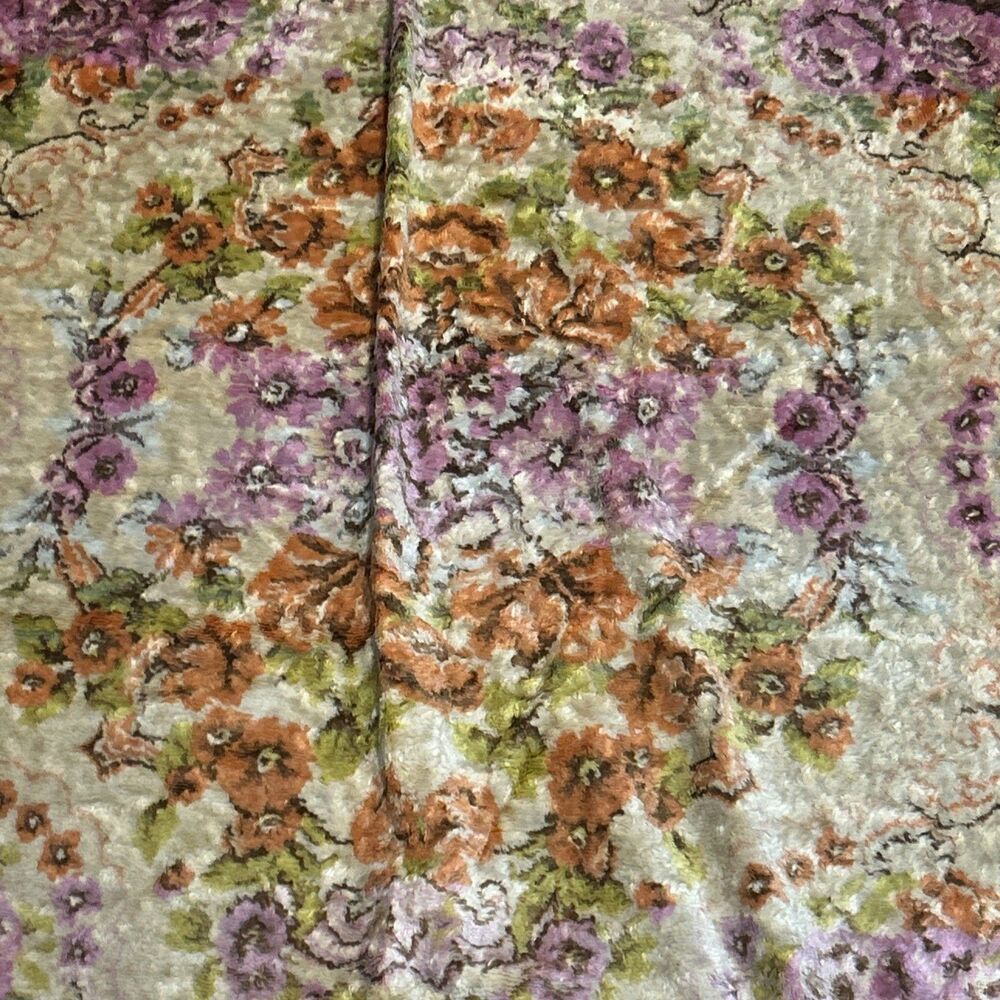 Vtg 1940's Italian Cherubs & Roses Bed Spread Cover 66”x73” Gold Pink Tapestry - Picture 3 of 13